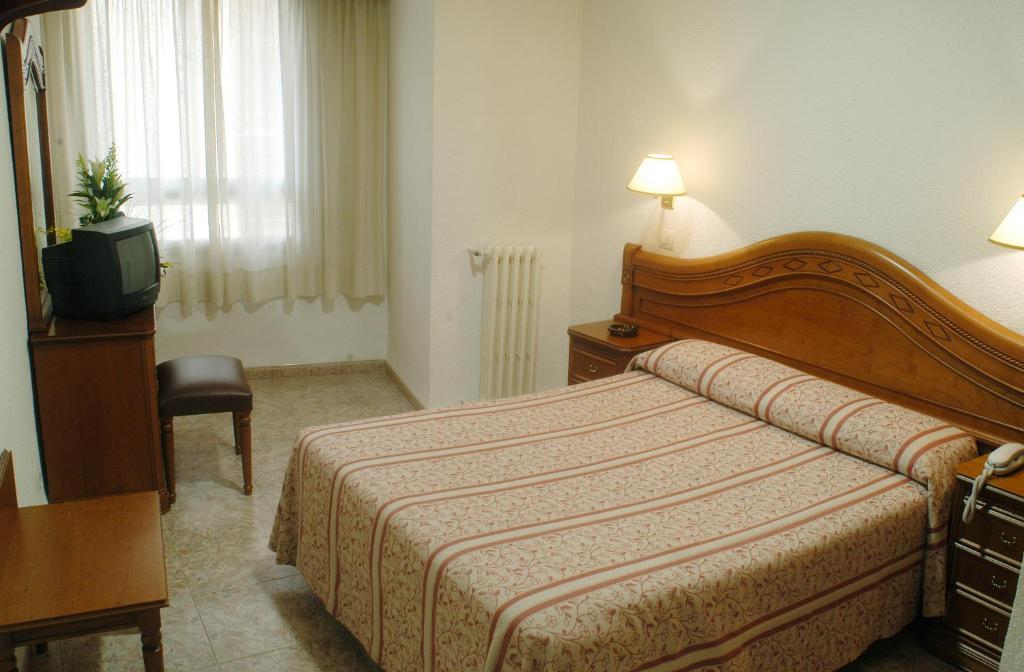 Hotel Riviera, Córdoba – Updated 2022 Prices