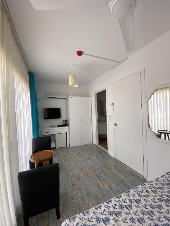 Larimar Hotel Cesme - Economy Double Room