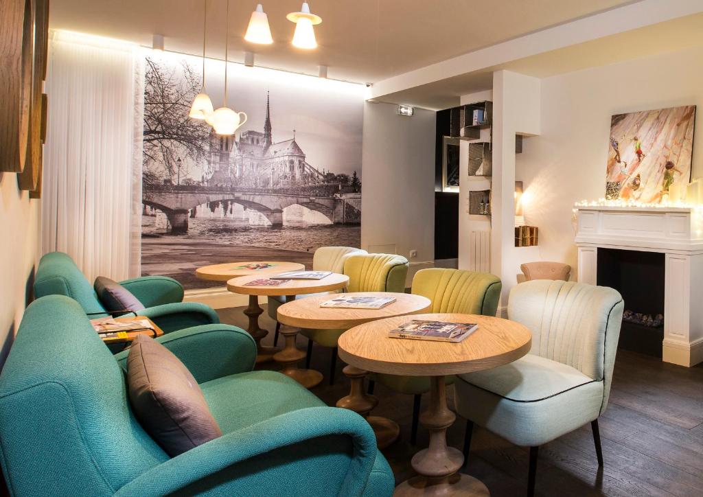 Hotel 1er etage Marais パリ