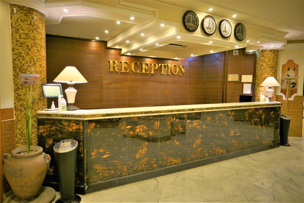 Vstupní hala nebo recepce v ubytování Silk Road Hotel