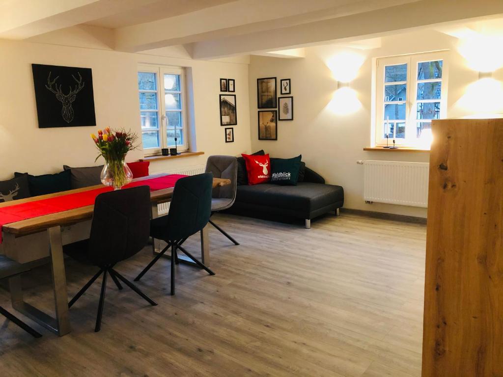 Posezení v ubytování Ferienwohnung Waldblick