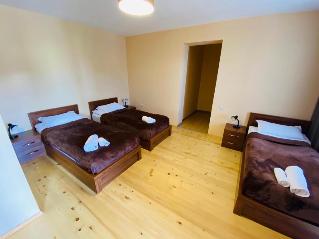 Postel nebo postele na pokoji v ubytování Guesthouse AlpenRose
