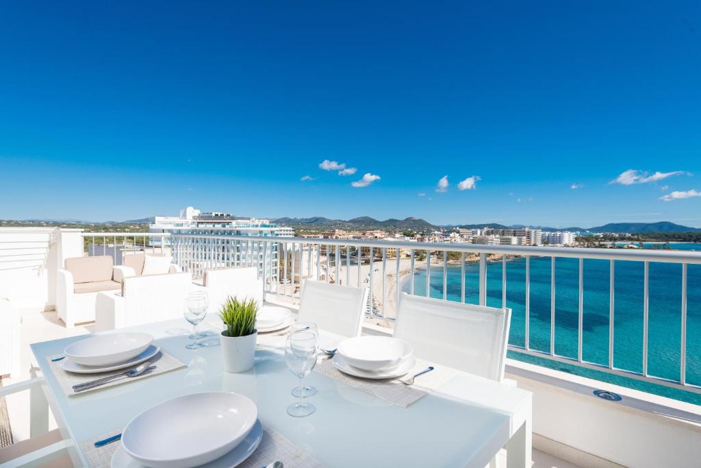 Appartement Luisamar Sea View (Spanje SIllot) - Booking.com