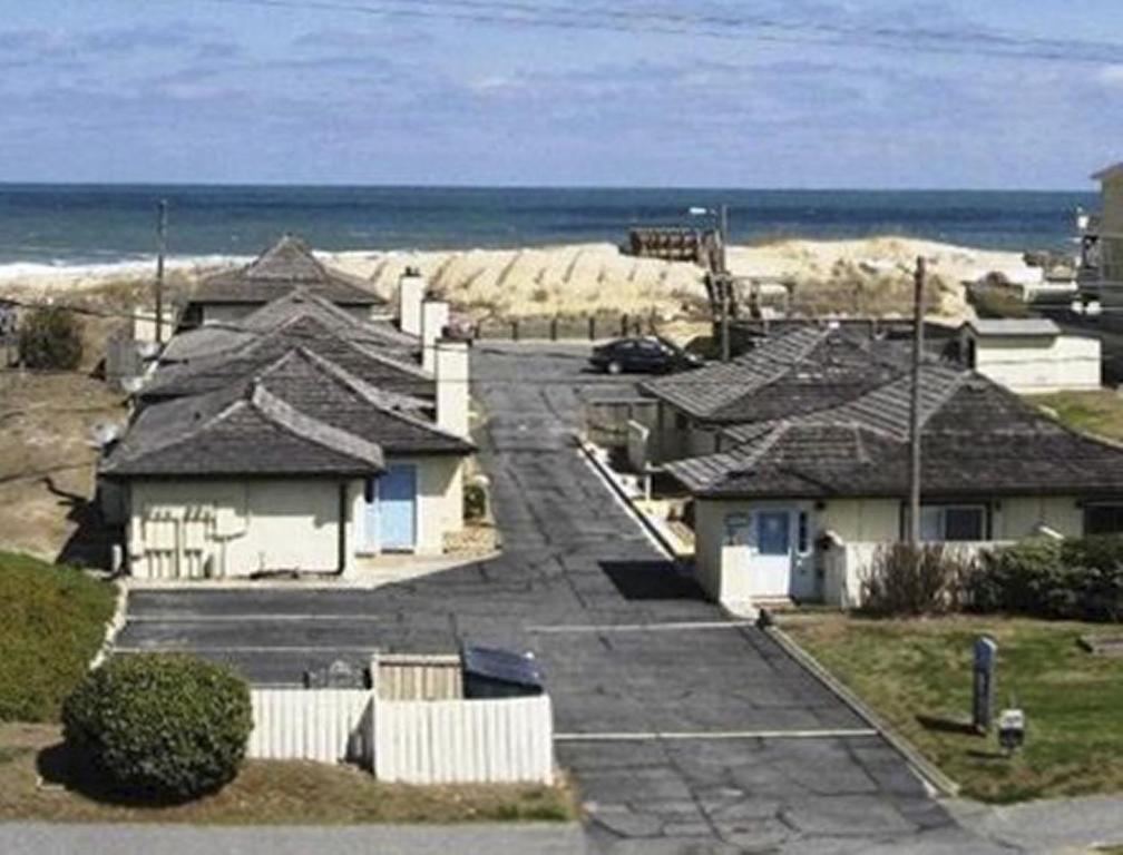 Surfside Resort Villa on Outer Banks of North Carolina One Bedroom 1, Nags Head, NC