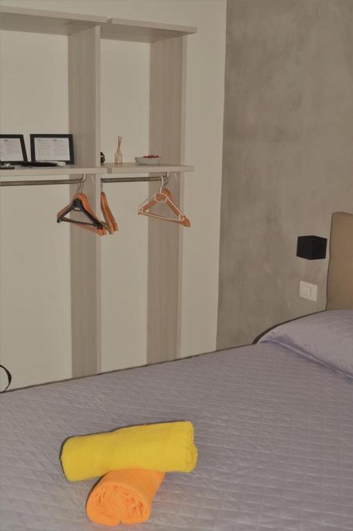 Napoli Via Toledo - Double Room With Private Bathroom