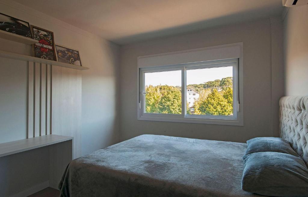 AMPLO APARTAMENTO JUNTO À RUA COBERTA DE CANELA - Campos de Canella