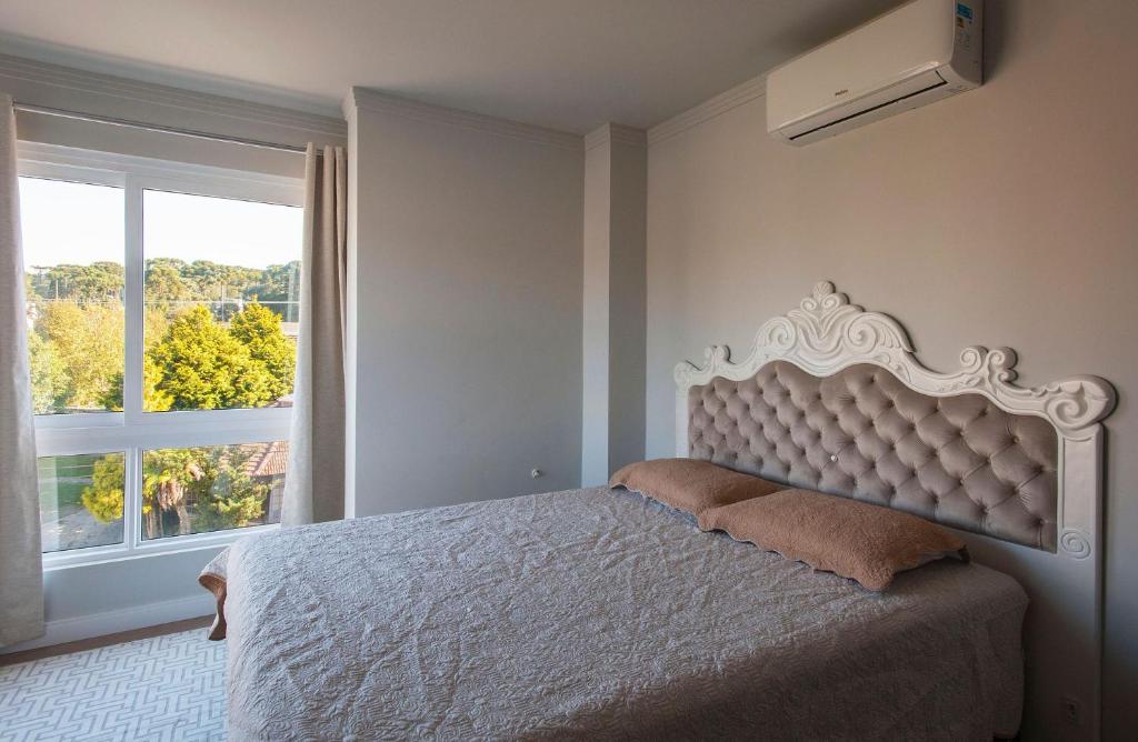  AMPLO APARTAMENTO JUNTO À RUA COBERTA DE CANELA - Campos de Canella