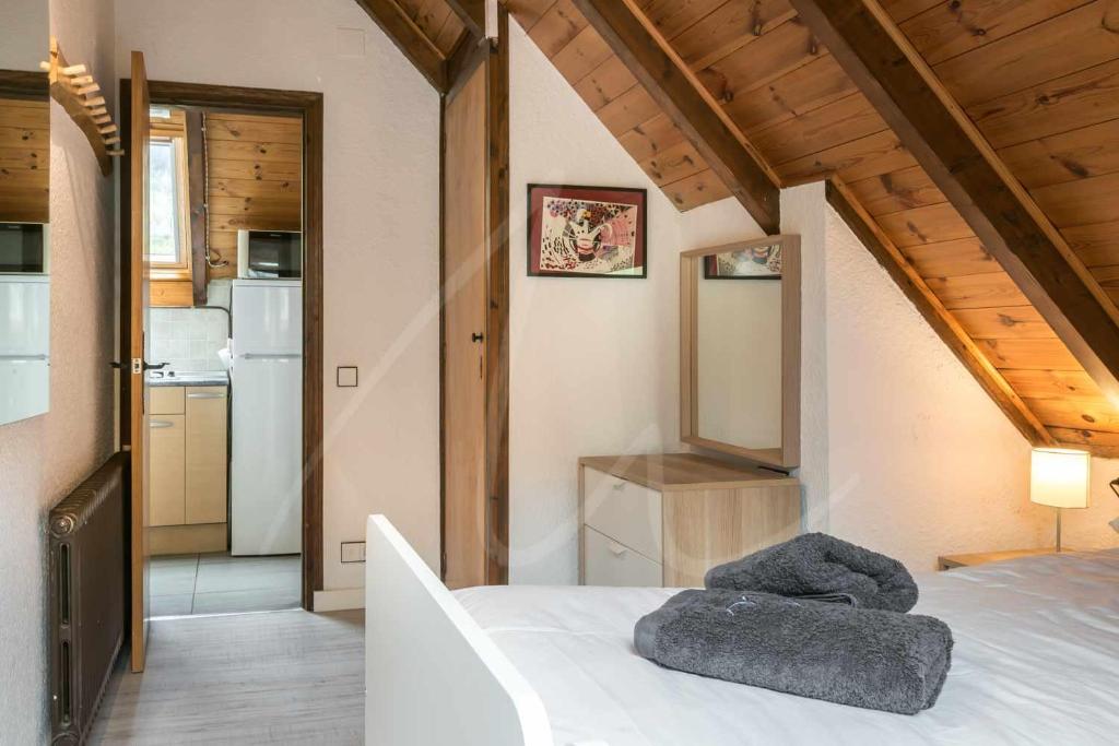 Postel nebo postele na pokoji v ubytování Brahets by SeaMount Rentals