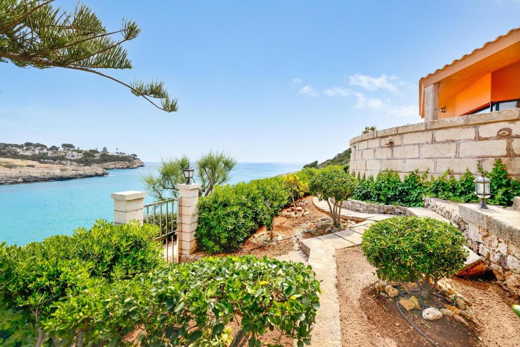 Es Mirador, Cala Romantica – Updated 2023 Prices