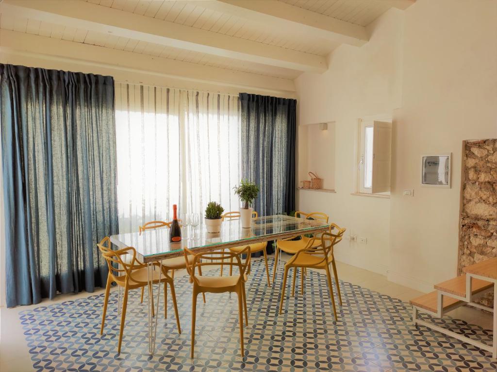Posedenie v ubytovaní Suite Bagnara- Ortigia Holidays