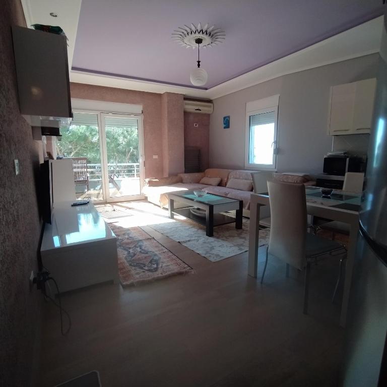 Kuchyňa alebo kuchynka v ubytovaní Mia's Sea View Apartment