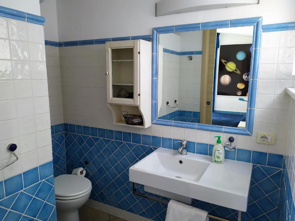 Koupelna v ubytování B&B Luna Blu