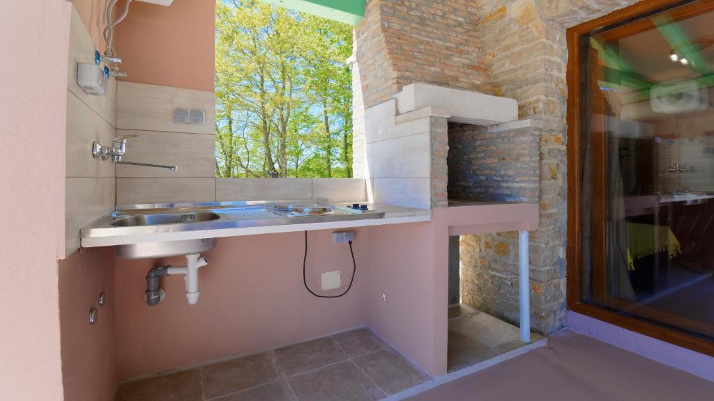 Koupelna v ubytování Holiday Home Gimino by Rent Istria