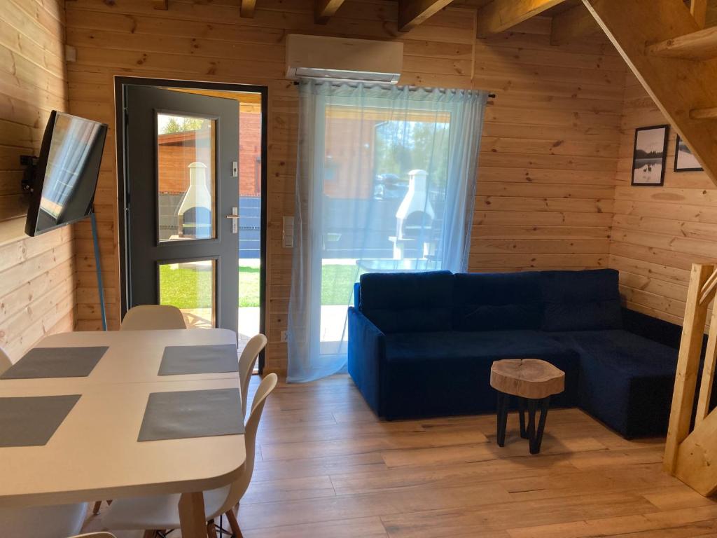 Domki i Apartamenty Wieleń - 