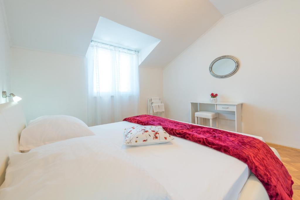 Postel nebo postele na pokoji v ubytování Dubrovnik Dili Apartment & Room