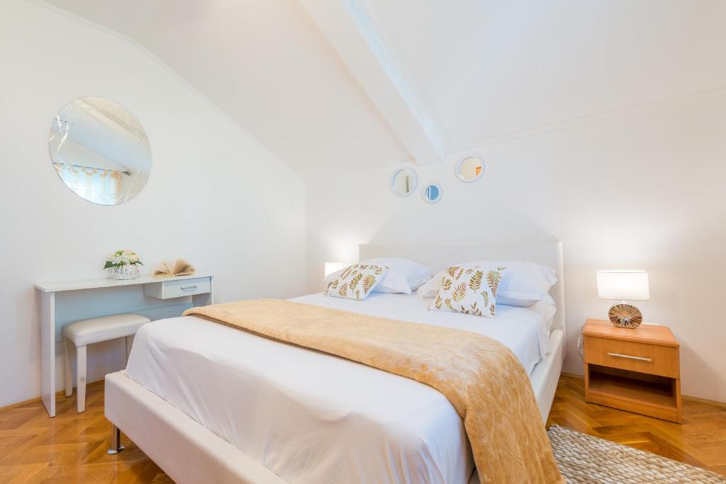 Postel nebo postele na pokoji v ubytování Dubrovnik Dili Apartment & Room