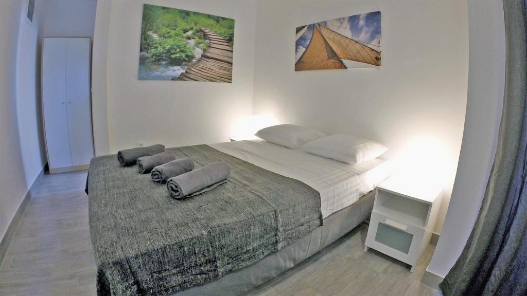 Fotografia z galérie ubytovania Pakostane - JUSTINA - appartement 80 m2 et piscine v Pakoštane