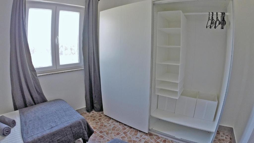 Fotografia z galérie ubytovania Pakostane - JUSTINA - appartement 80 m2 et piscine v Pakoštane