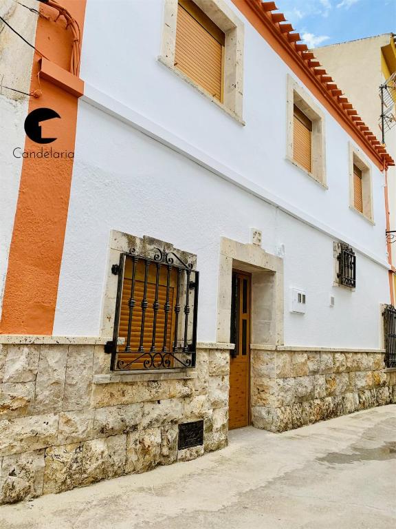 Casa Cueva Candelaria - Alcalá del Júcar, Alcalá del Júcar ...