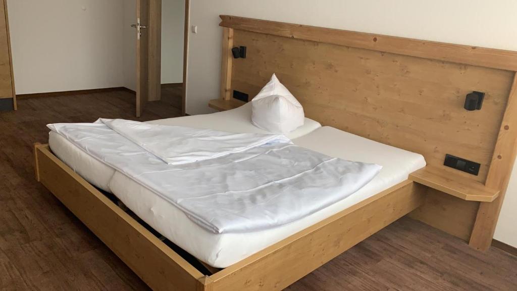 Postel nebo postele na pokoji v ubytování Forsthof
