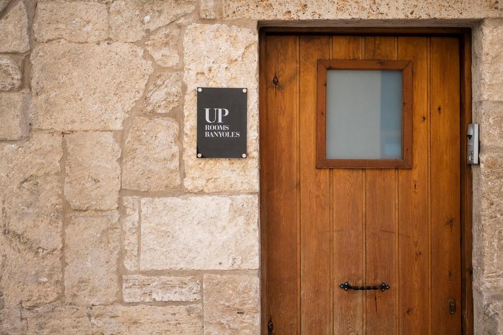 UP ROOMS BANYOLES - Apartamento De Dos Dormitorios
