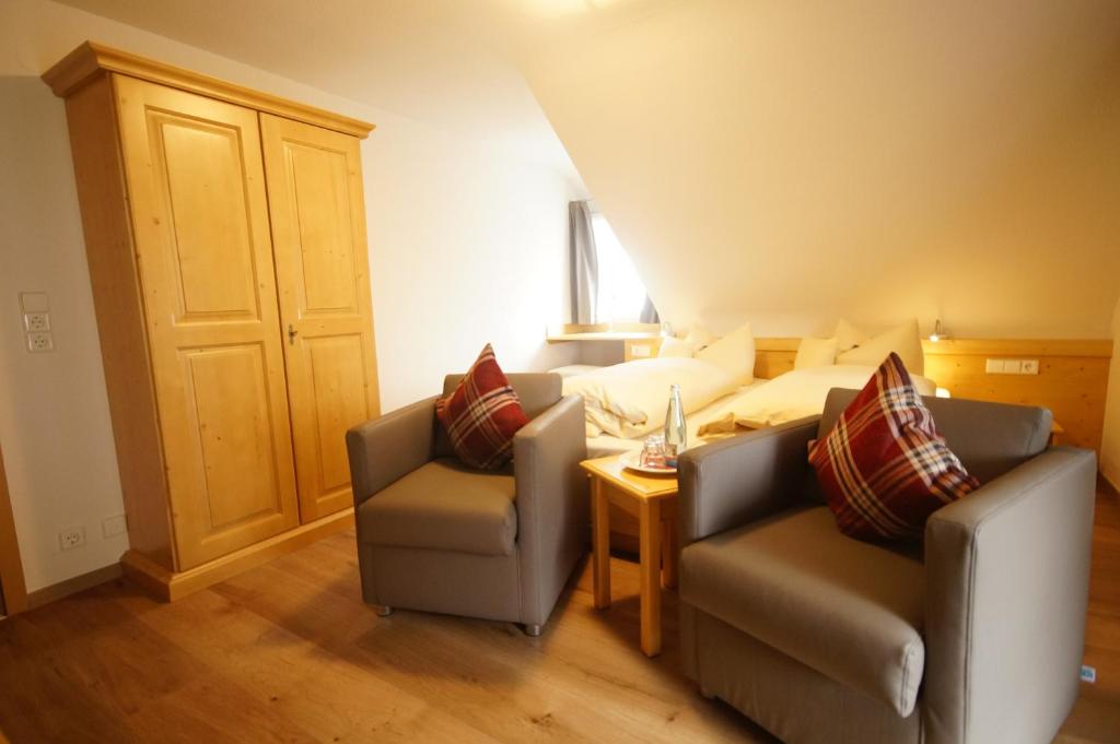 Landhotel und Apartments Sonneck - 3