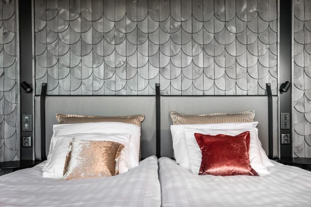 Кровать или кровати в номере Original Sokos Hotel Arina Oulu