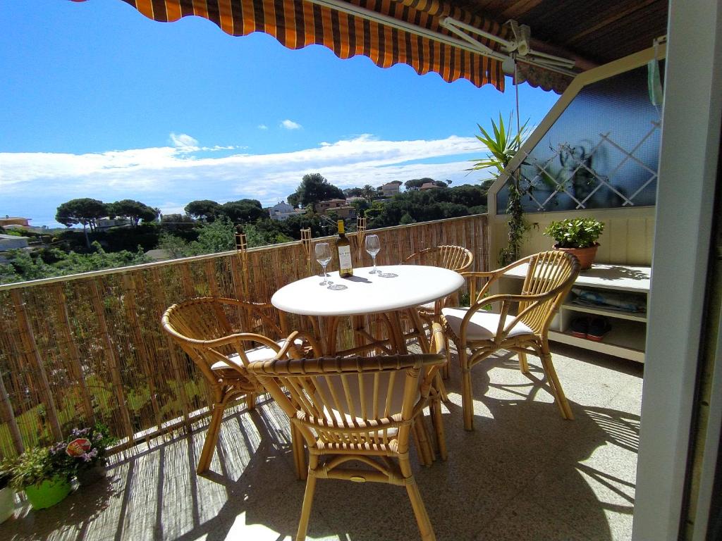 Apartment Remo Just entirely Remodeled, Lloret de Mar ...