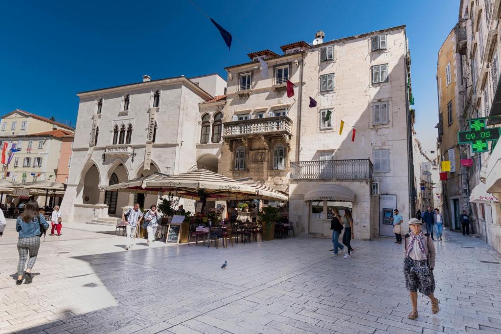 Deluxe Collection Hotel Kastel - Depadanse - Resim 36