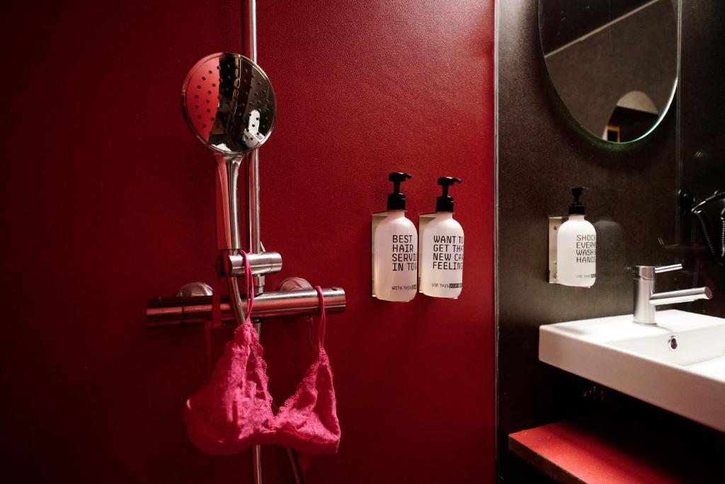 Zero Box Lodge Coimbra - 6