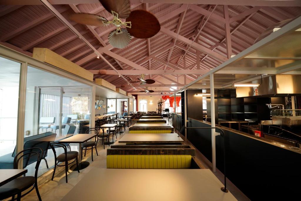 Zero Box Lodge Coimbra - 19