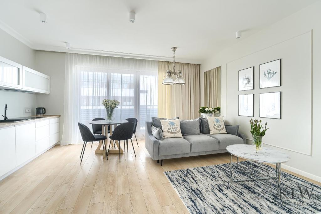 KLW apartments Platan 10 - free parking - Two-Bedroom Apartment