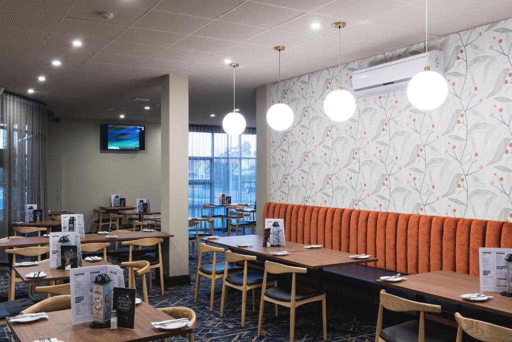 Nightcap at Hendon Hotel - Resim 4