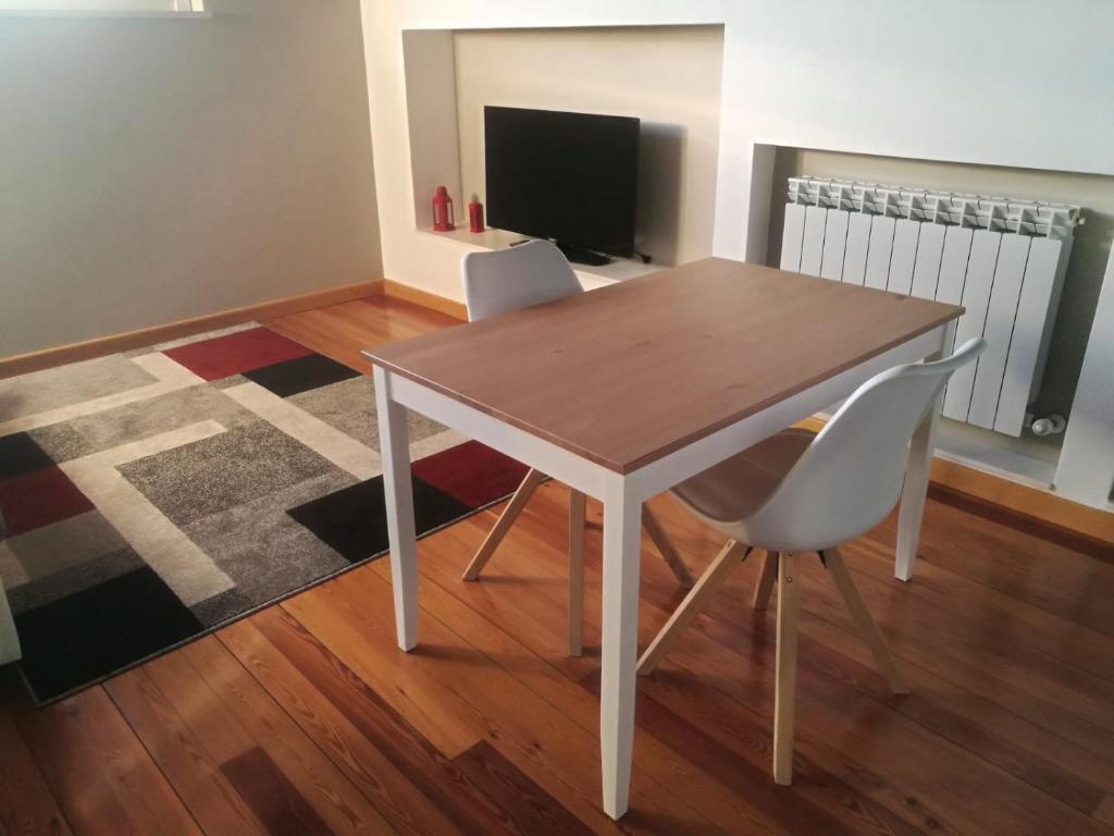 TV a/nebo společenská místnost v ubytování EDO'S HOME