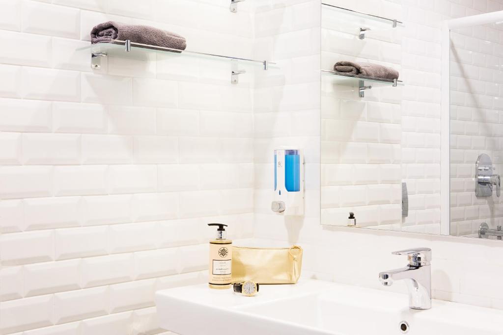 Sunprime C-Lounge - Adult Only - 15