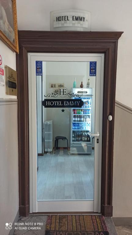 Kuchnia lub aneks kuchenny w obiekcie Hotel Emmy