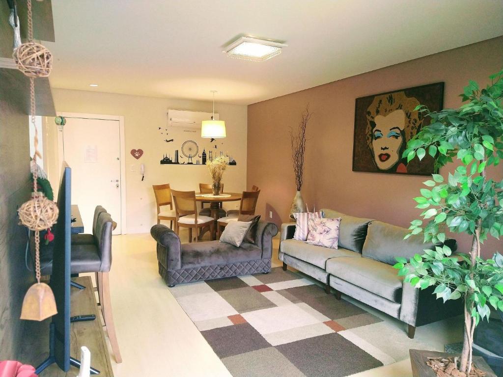  Apartamento LE JARDIN 2 minutos da Catedral