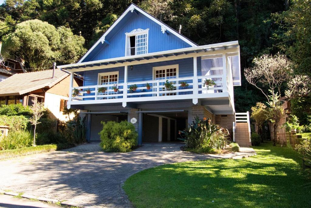  Casa Azul do Lago - Gramado - Ideal para 11 pessoas