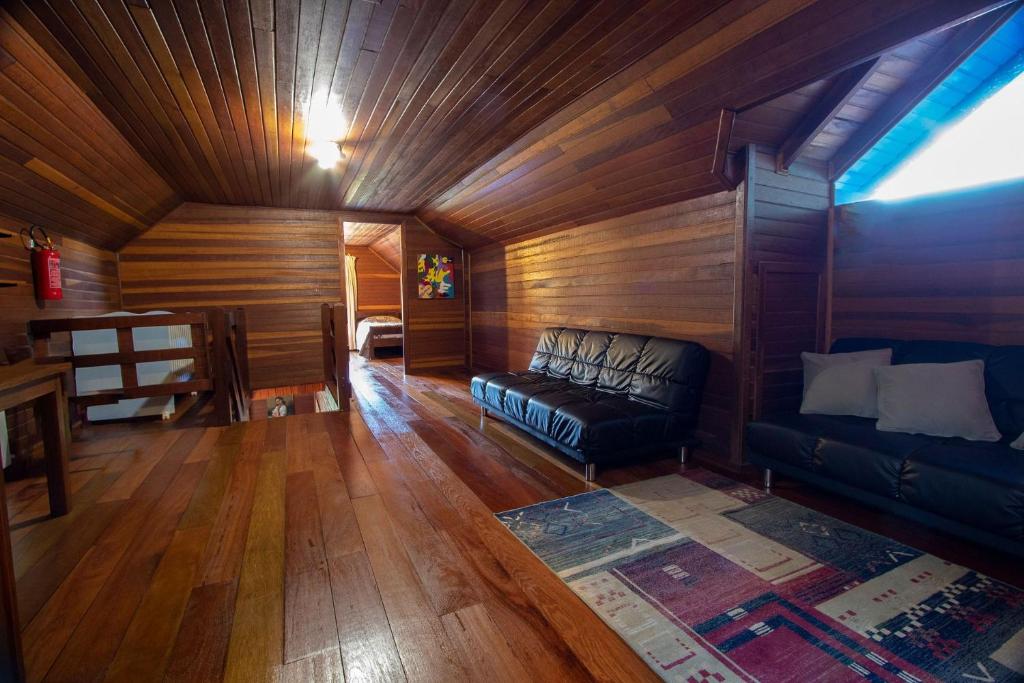  Casa Azul do Lago - Gramado - Ideal para 11 pessoas