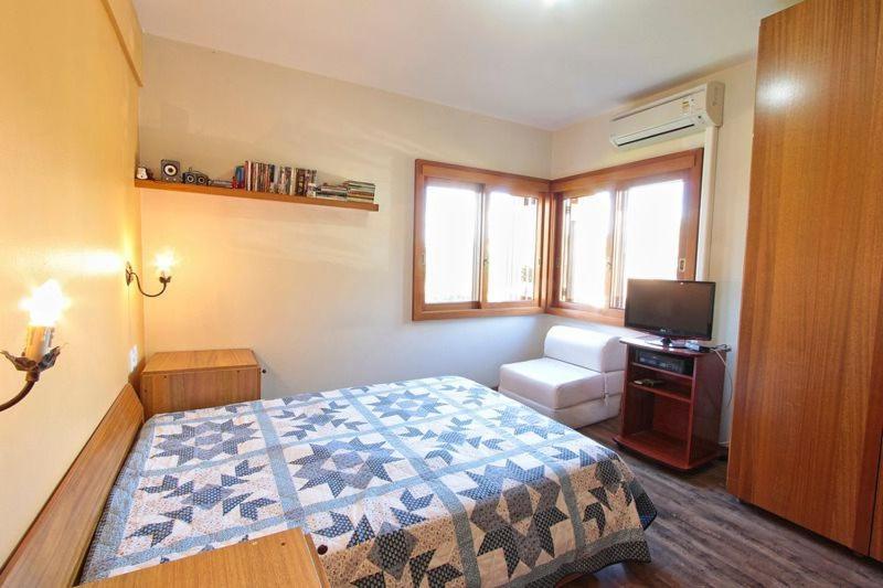 Familiar da Colina - 13 Pessoas - Gramado  Familiar da Colina - 13 Pessoas - Gramado