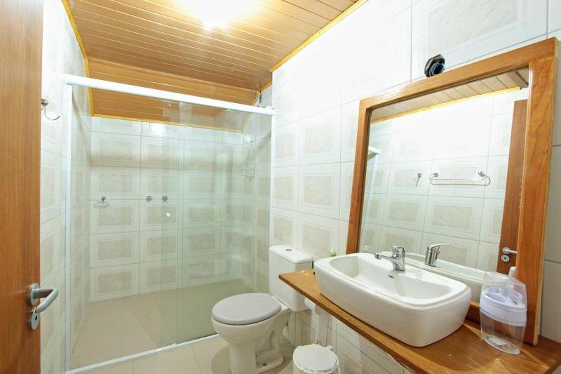 Familiar da Colina - 13 Pessoas - Gramado  Familiar da Colina - 13 Pessoas - Gramado