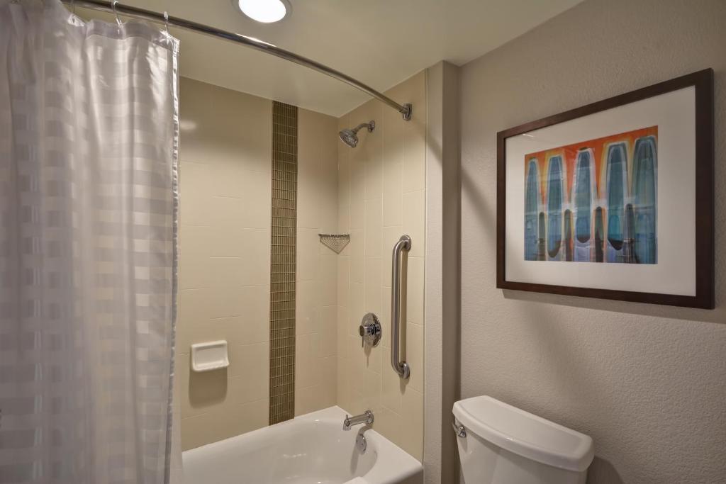 Koupelna v ubytování Hyatt Place Miami Airport-West/Doral