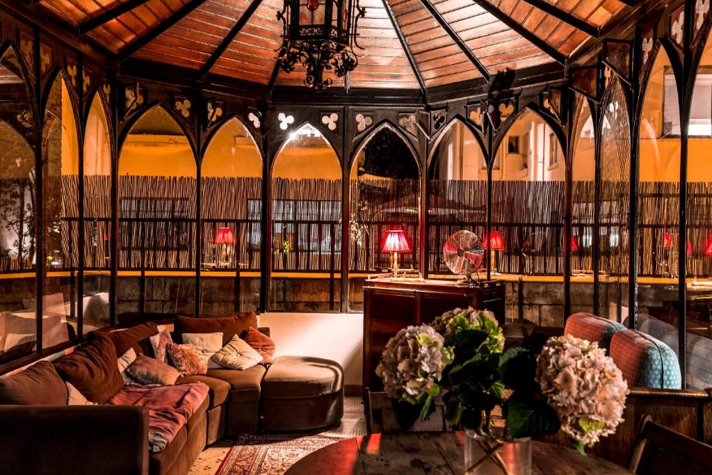 Posezení v ubytování Sourire Boutique Hôtel Particulier