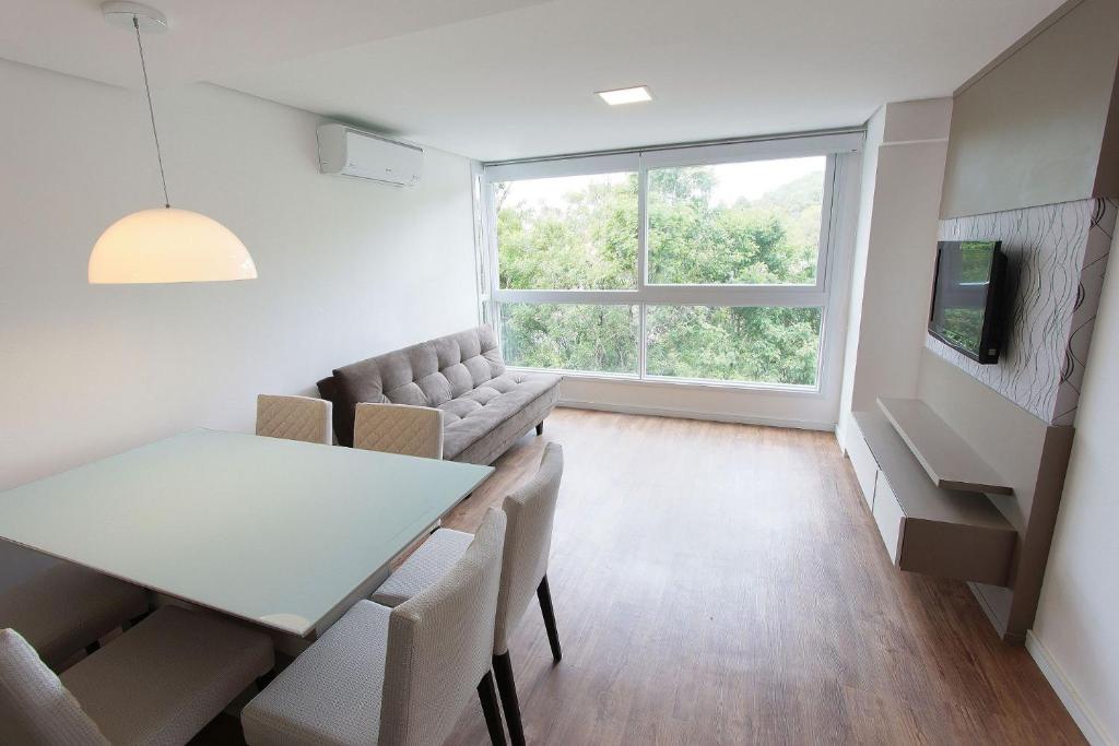 Lyon - 6 Pessoas - Gramado  Lyon - 6 Pessoas - Gramado