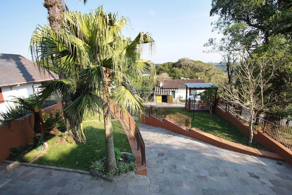 Monte Carlo - 10 Pessoas - Gramado  Monte Carlo - 10 Pessoas - Gramado