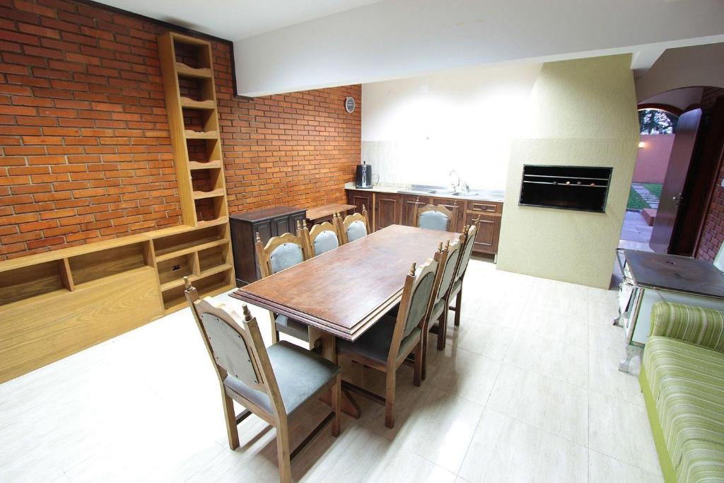 Monte Carlo - 10 Pessoas - Gramado  Monte Carlo - 10 Pessoas - Gramado