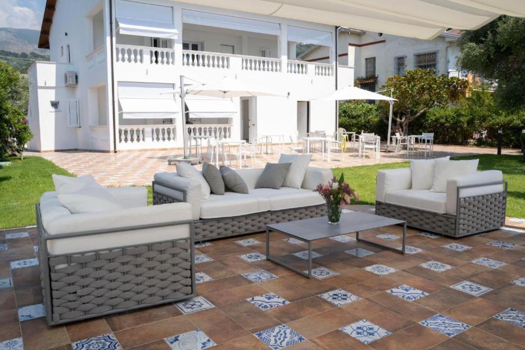 Gallery image of Villa Pietra Rossa in Diamante