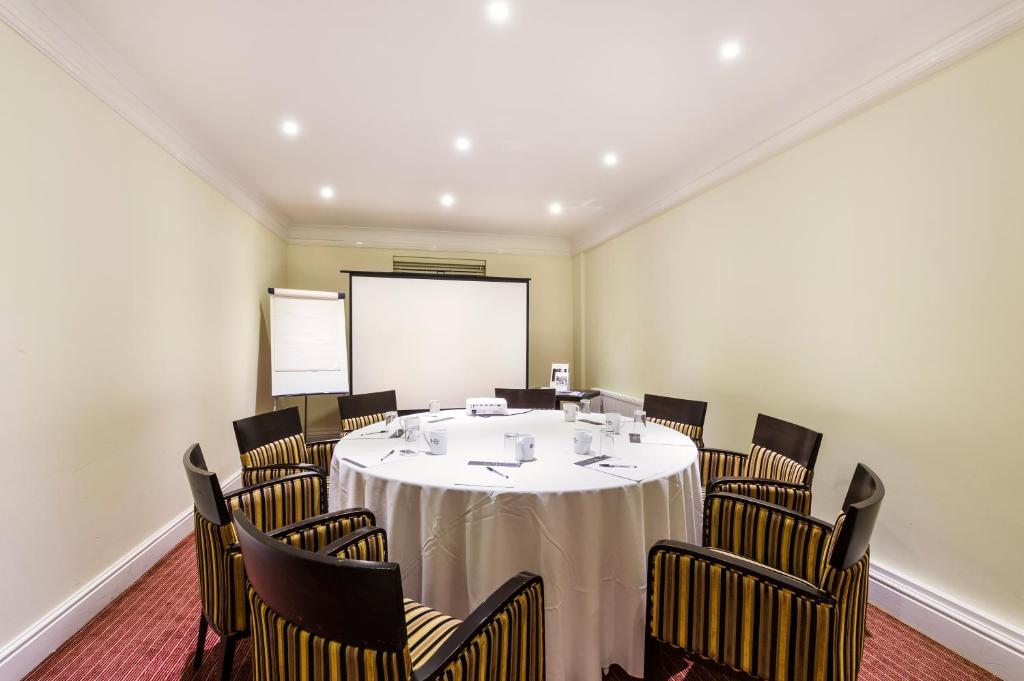 Konferenční prostory v ubytování Ramada by Wyndham Cheltenham