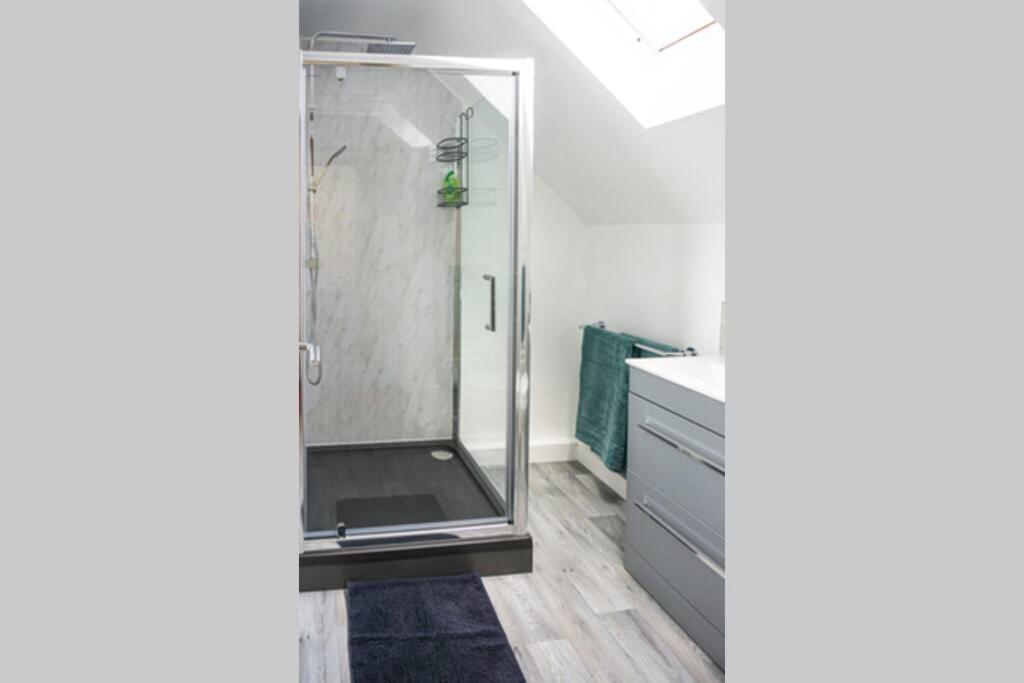 Walking distance to hospital and town with free off-road parking 8