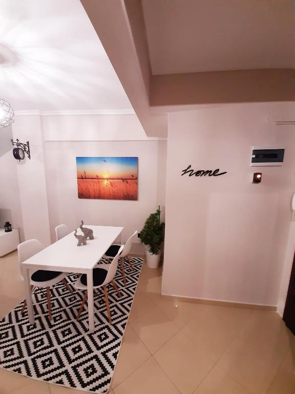 Sweet Apartment - 13